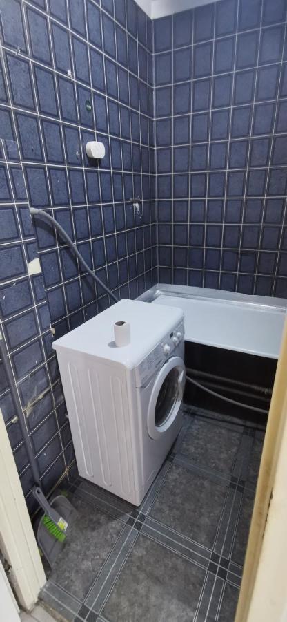 Kawalerka Z Balkonem 27 Apartment เชสโตฮอวา ภายนอก รูปภาพ